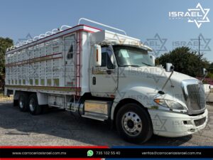 30FAB3B7-2AD0-4637-9F52-B1968F1AFDB1